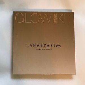 Anastasia Beverly Hills Sun Dipped Glow Kit